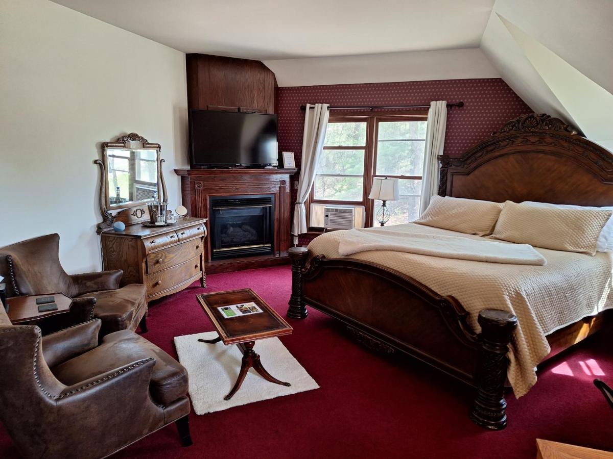 Otter Creek Eau Claire Altoona Bed and Breakfast Buitenkant foto
