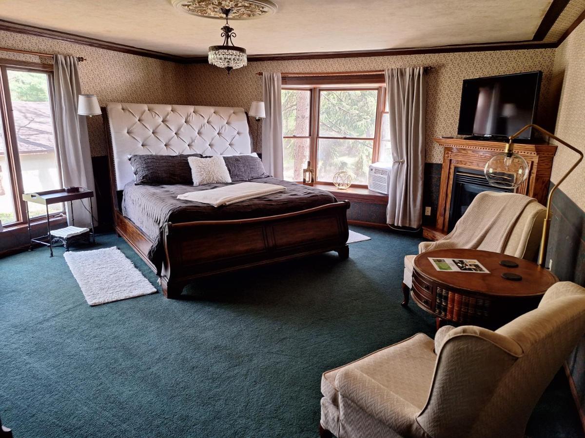 Otter Creek Eau Claire Altoona Bed and Breakfast Buitenkant foto