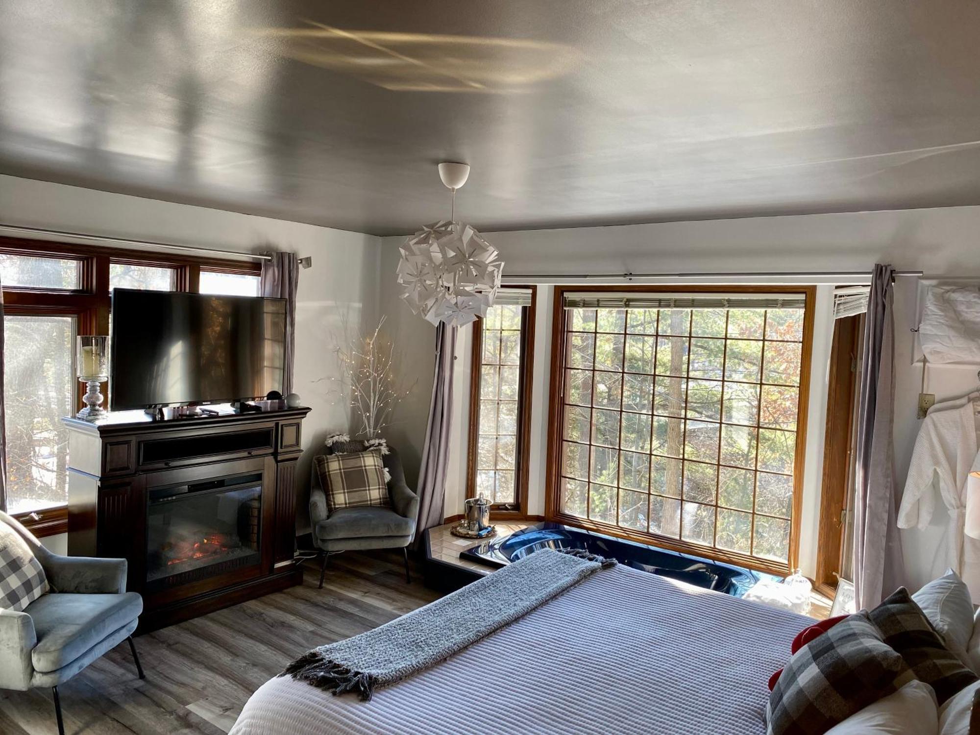 Otter Creek Eau Claire Altoona Bed and Breakfast Buitenkant foto